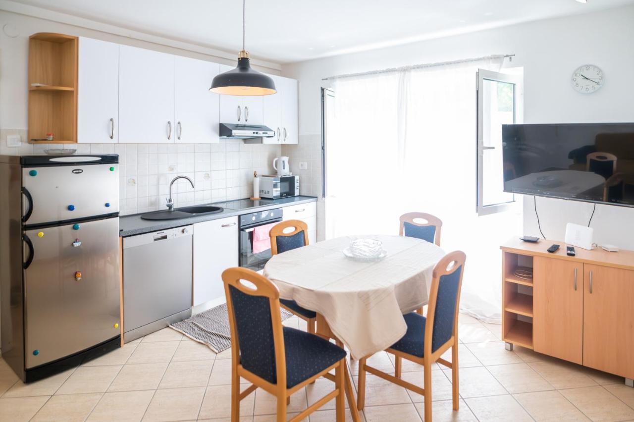 Apartman Carduelis Split Buitenkant foto